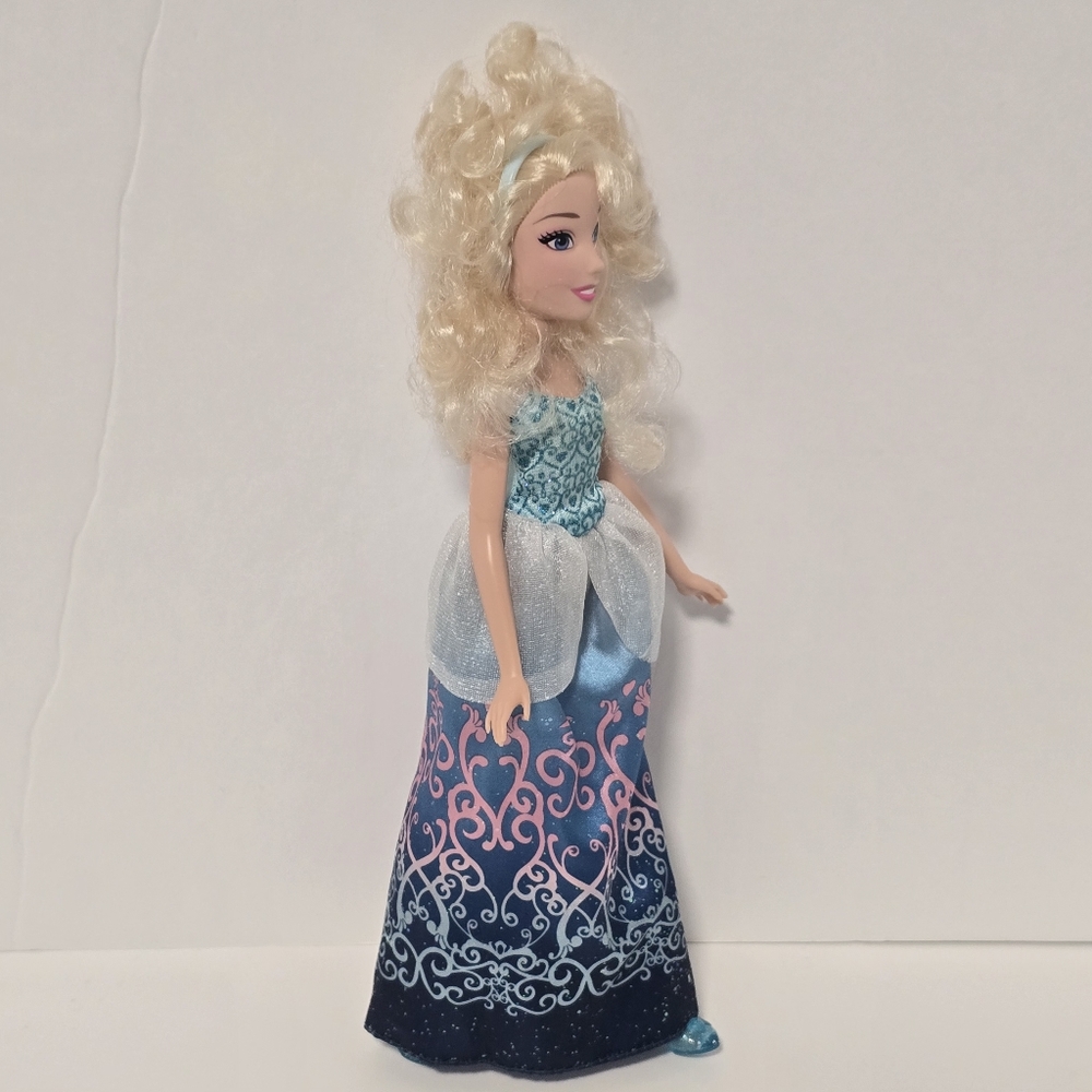 Hasbro Disney Princess Royal Shimmer Series Cinderella 11" Doll #B5288 72561 - Picture 6 of 15